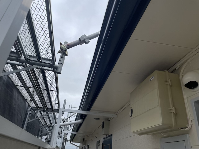 松戸市アパート外壁塗装　雨樋塗装